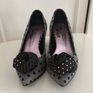 Beverly Feldman Pajar Women's Black Polka Dot Heels